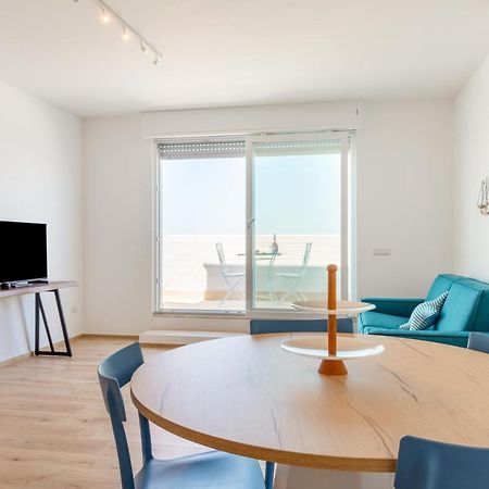 Waterfront Apartment With Seaview Balcony Bari Zewnętrze zdjęcie